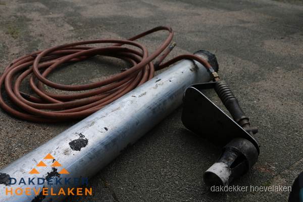 Dakdekker gasbrander en gereedschap voor spoedklus in Hoevelaken Dakdekker gasbrander en gereedschap voor spoedklus in Hoevelaken